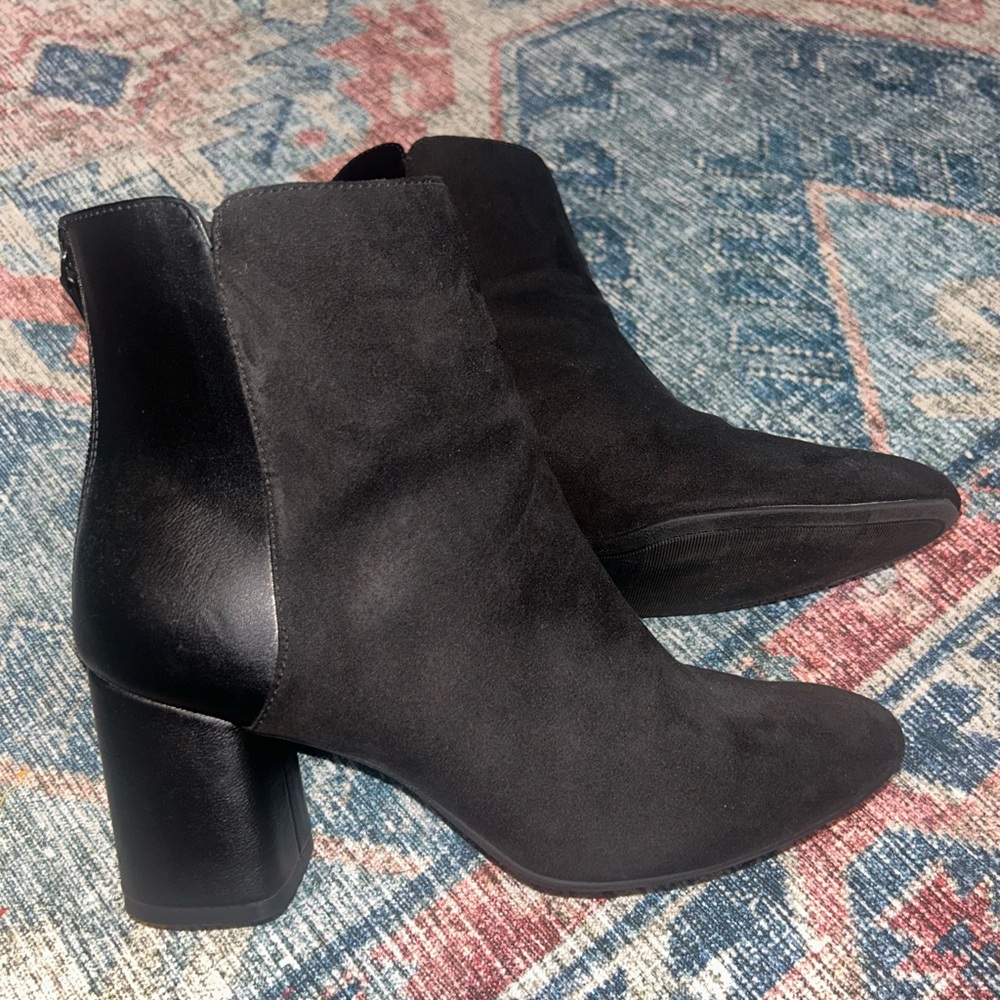 Old Navy Black Women's Ankle Boots